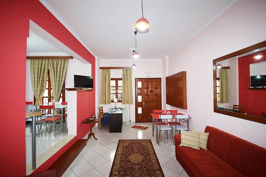Sfaragoulias Inn Kalavryta Exteriör bild